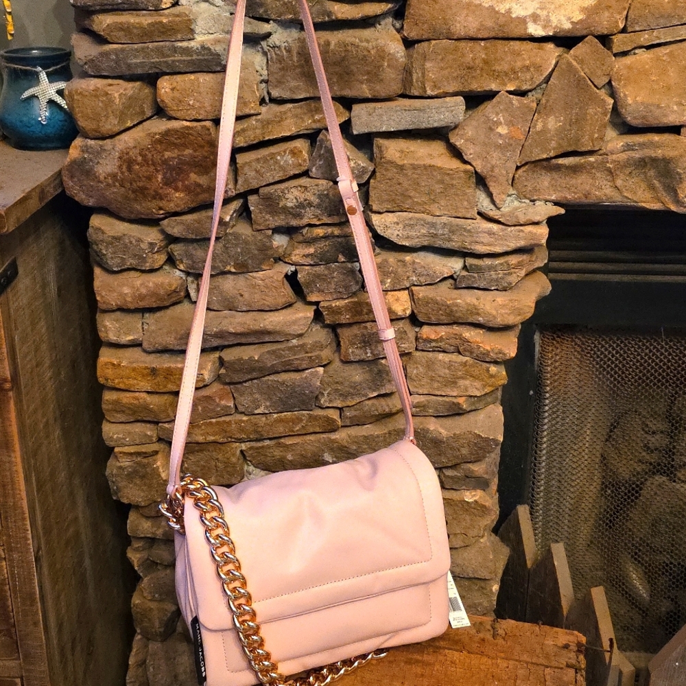 Marc Jacobs Cream and Gold Ruched Shoulder Bag - Picture 2 of 16